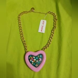 Betsey Johnson Swimming Pool heart Necklace NWT